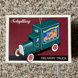 Schylling Christmas Delivery Truck 1999 NIB
